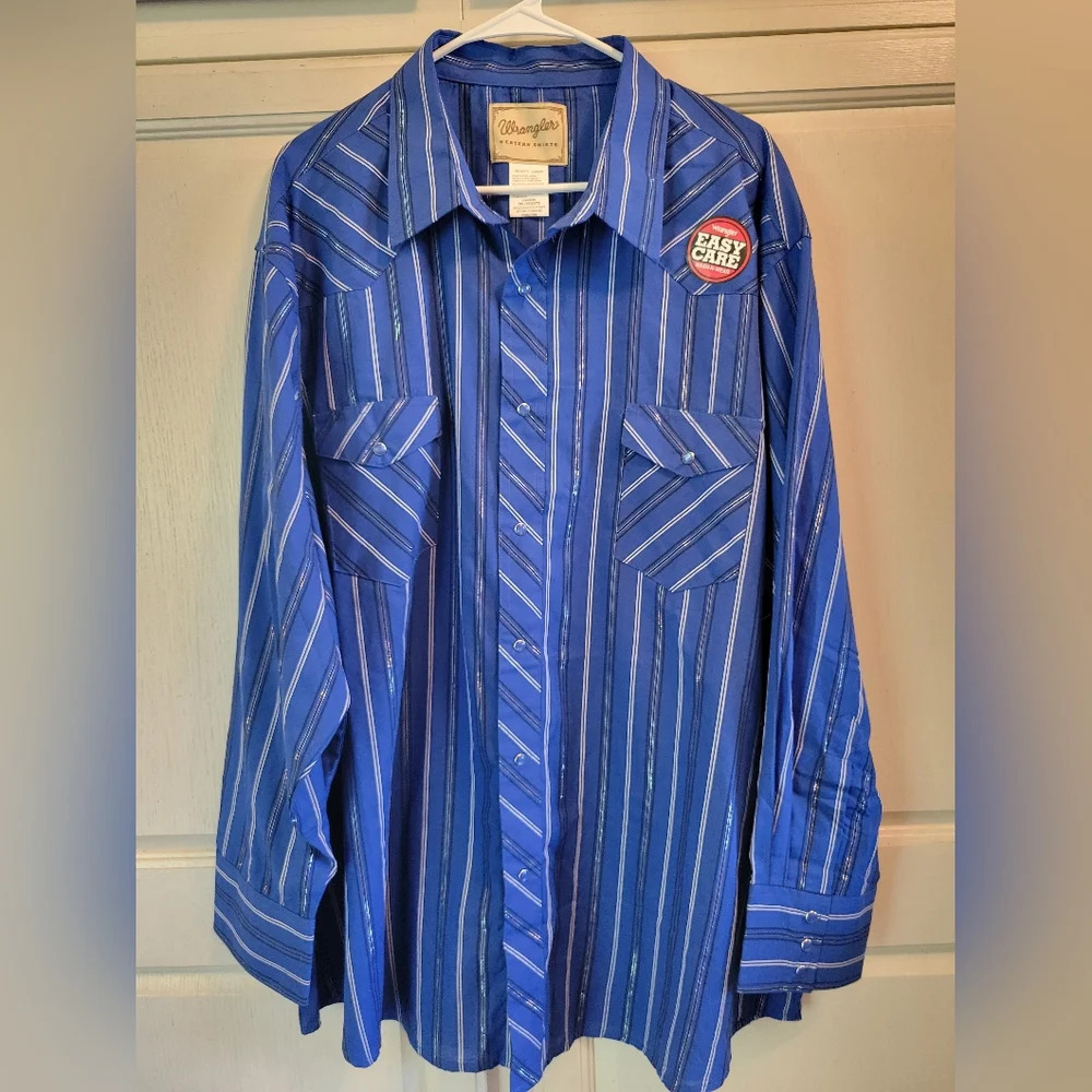 Wrangler Blue Striped Casual Button Down Shirt